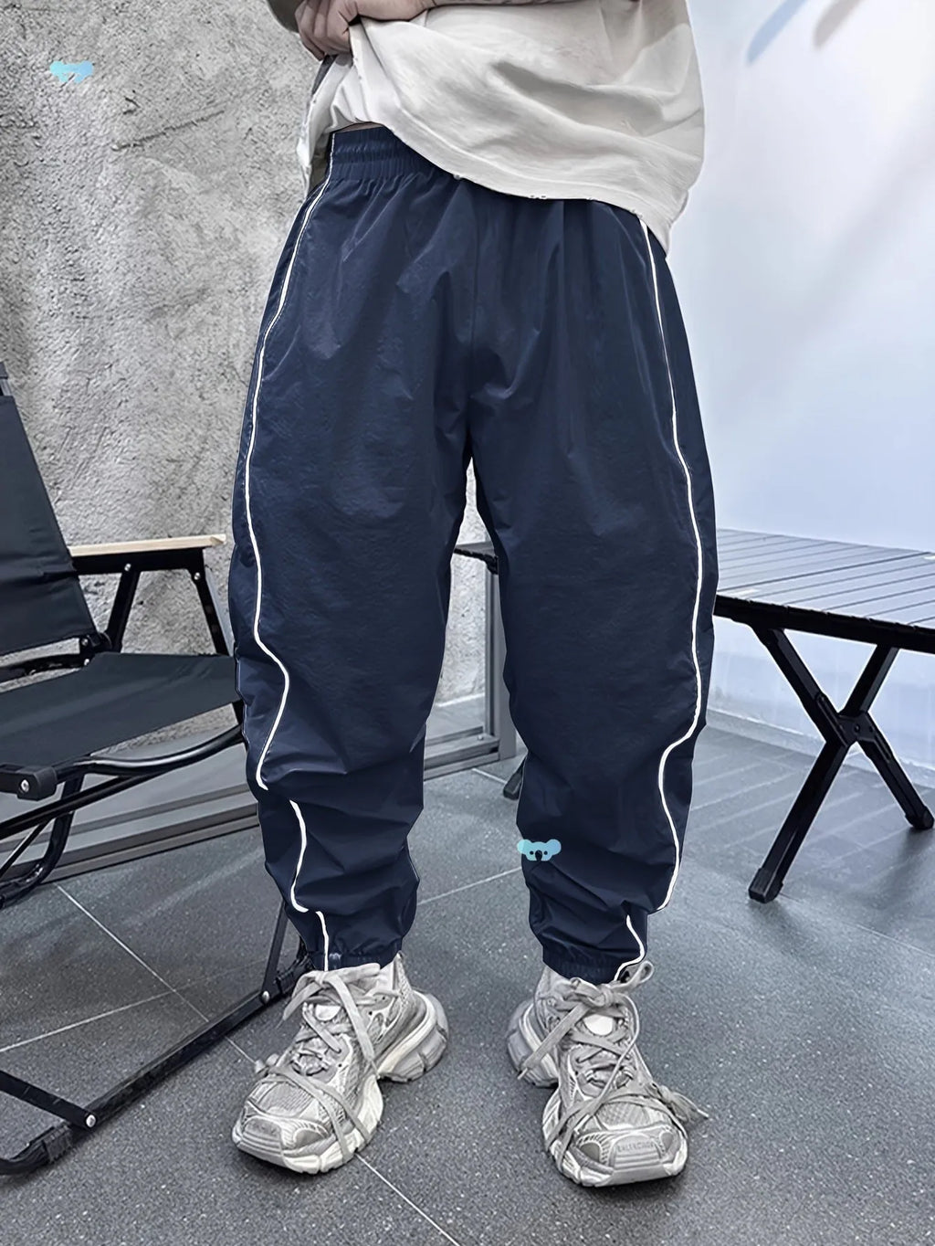 Men's bamboo fibre casual sports pants in loose cropped length with high elasticity
