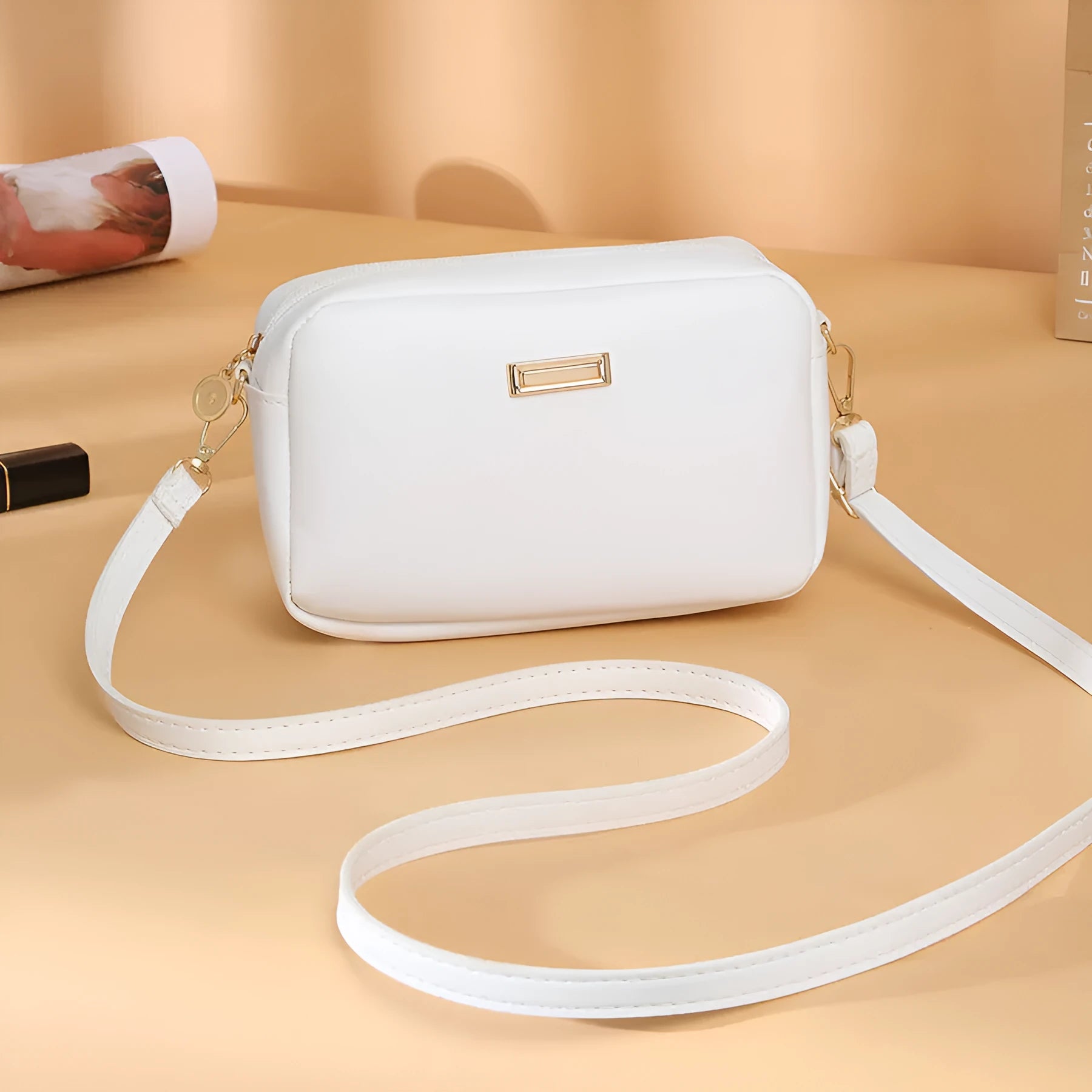 Solid colour women's PU shoulder bag with three-dimensional pocket design in urban simple style