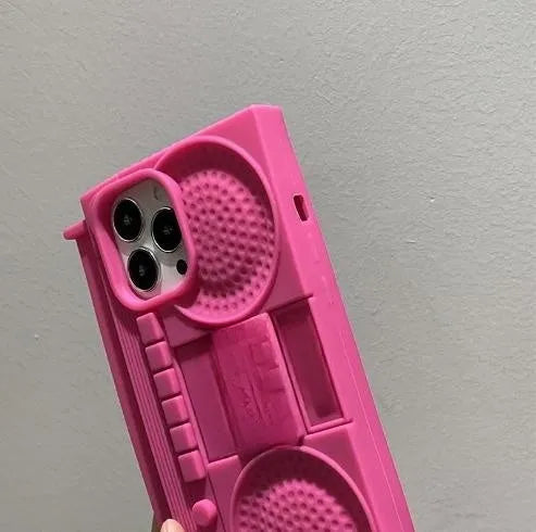 Pink silicone phone case with fall protection for iPhone 14 Pro, all-inclusive design