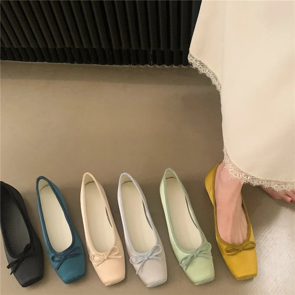 Women's square toe bow satin shoes with hidden heels in solid colour, rubber sole, size 35-40
