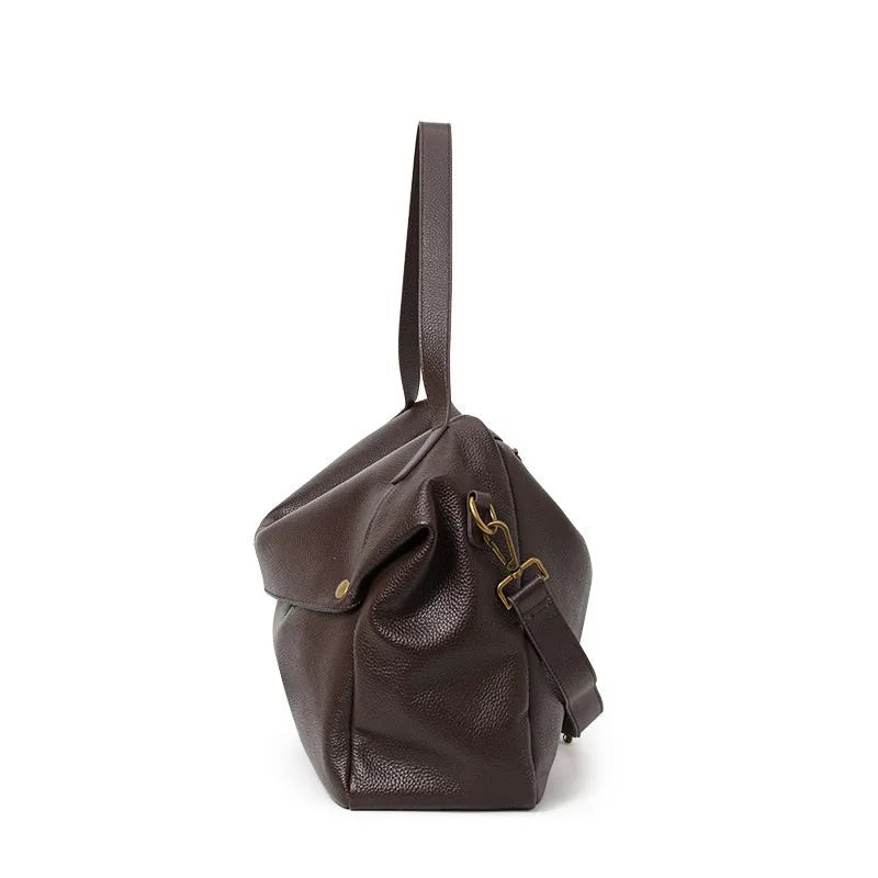 Brown genuine leather women's shoulder bag with horizontal square shape and internal organisation