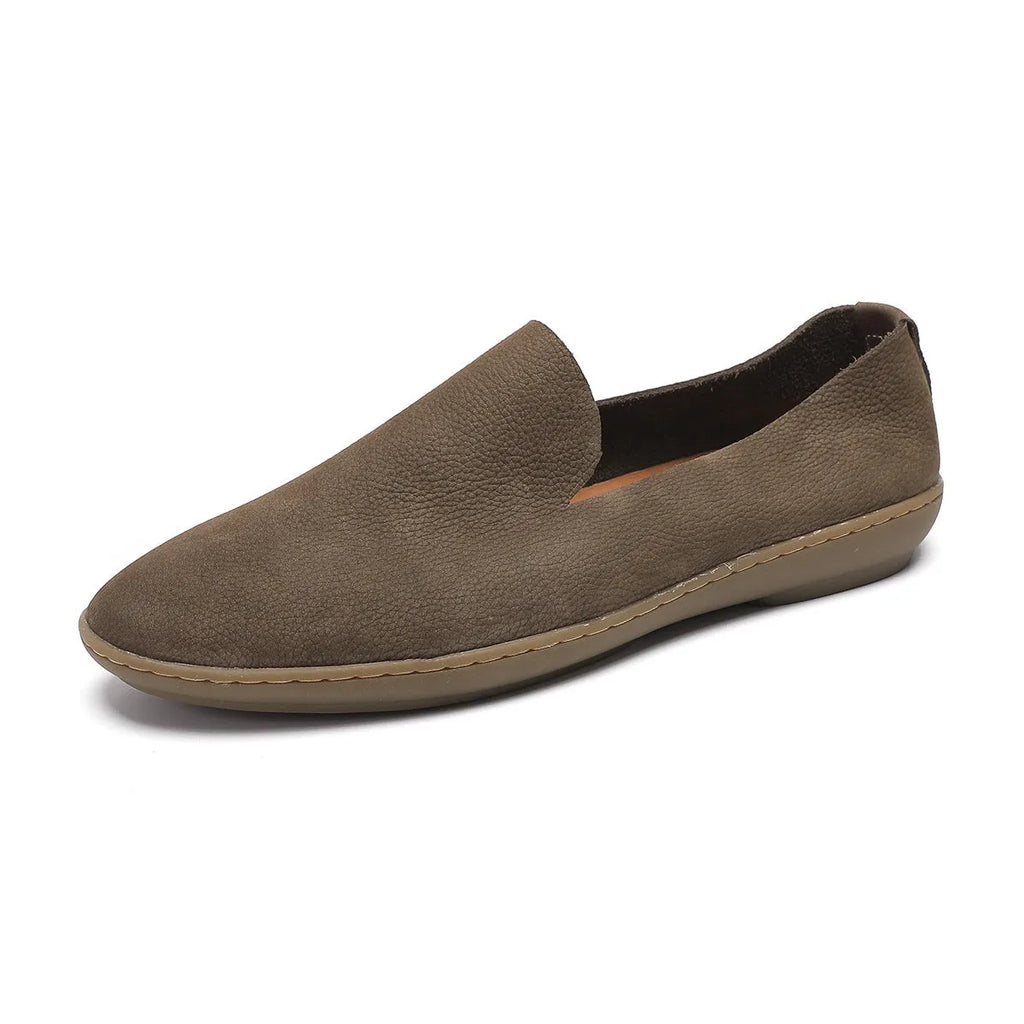 Handmade men's low-top casual shoes in khaki and grey with a cowhide lining and rubber sole.