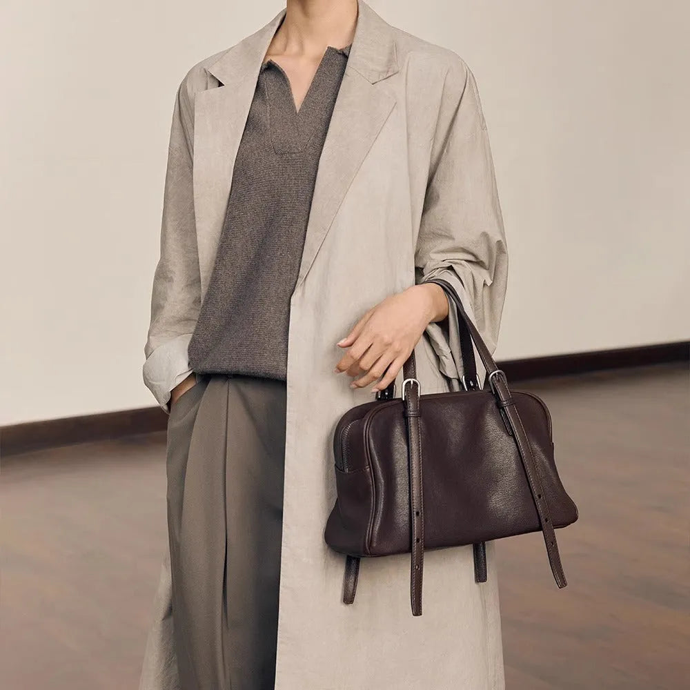 Women's genuine leather retro shoulder bag in horizontal square shape with double joint straps