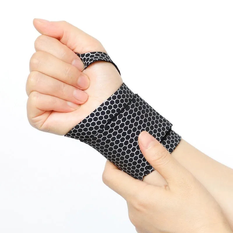 Lycra elastic wristband seamless adjustable sports strap in black with honeycomb texture