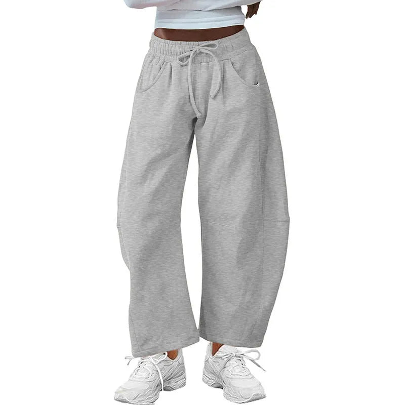Cotton loose cropped sweatpants with elastic waist in seven colour options including apricot and army green