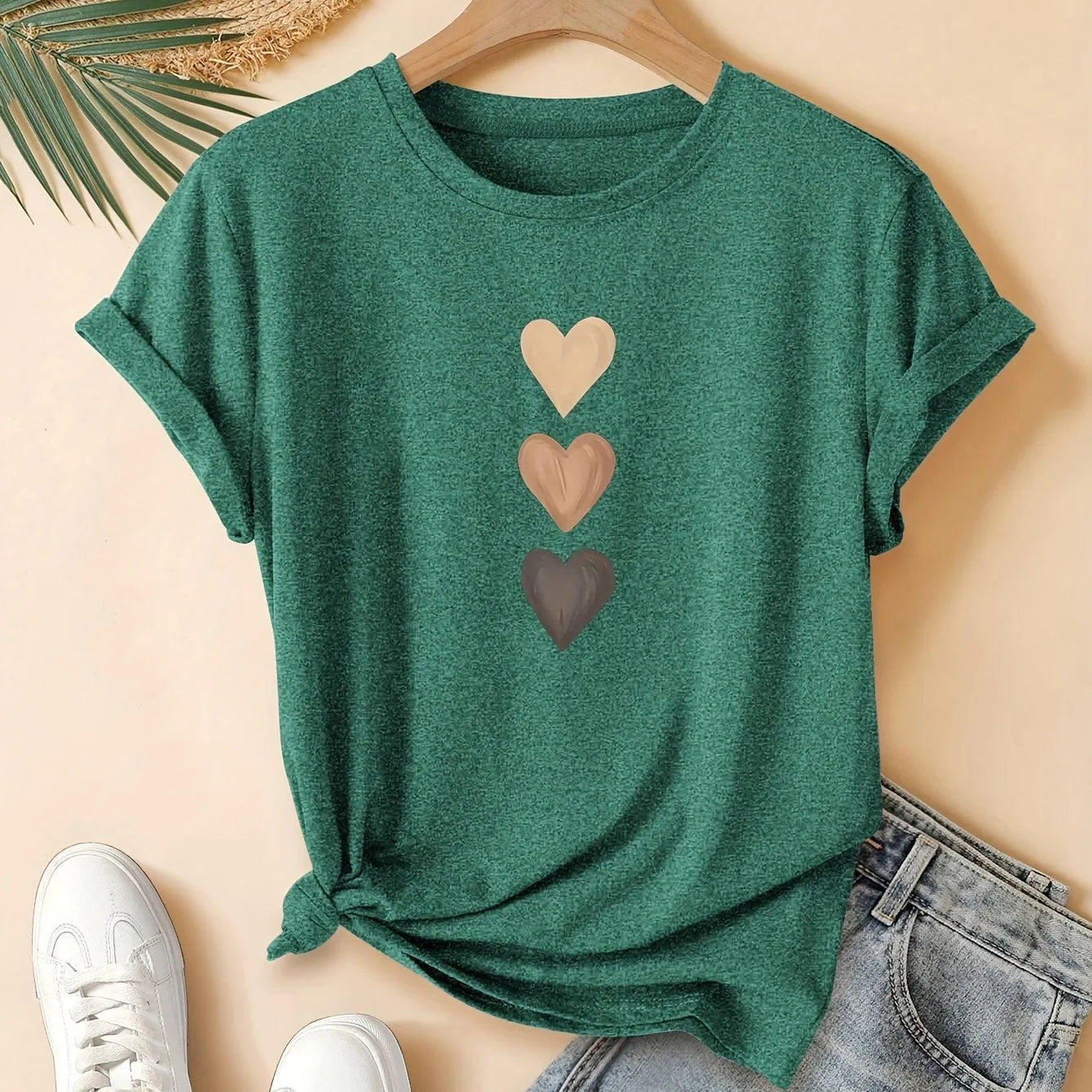 Chinese style art retro graphic print on a women's pure cotton short sleeve round neck T-shirt.