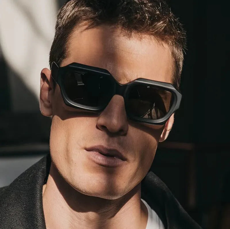 Men's UV protection sunglasses quadrilateral frame punk hip hop style bright black frame gray piece