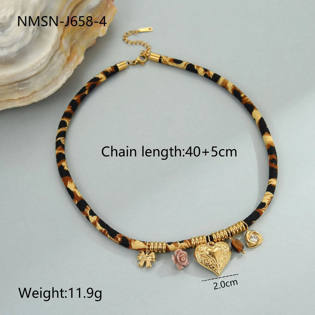 Leopard series stainless steel necklace with geometry pendant and adjustable 41-50cm chain