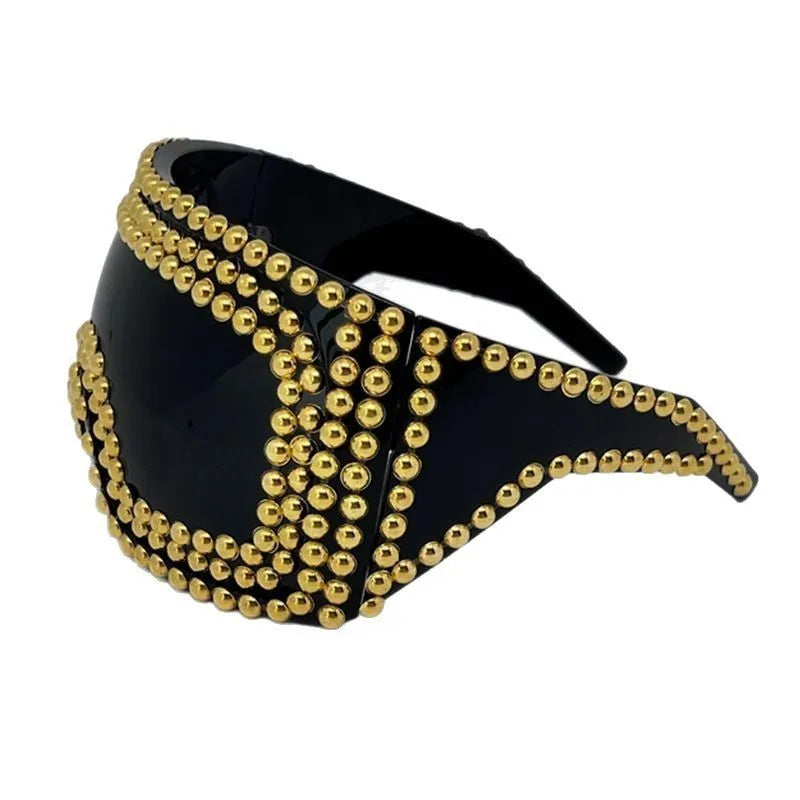 Men's punk sunglasses with large rim and square rivet details in gold colour