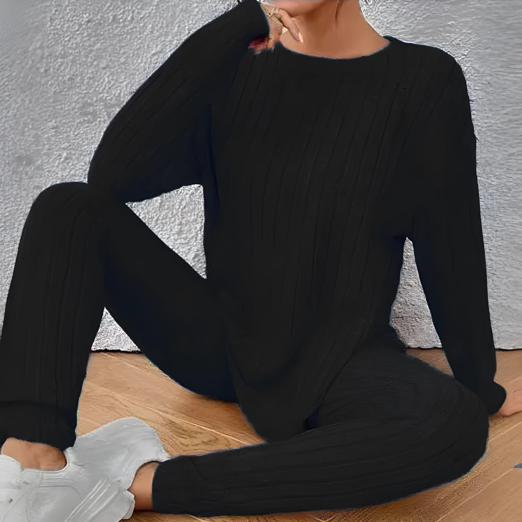 Sunken stripe two-piece lounge set in polyester available in black or blue colours, sizes 1XL to 5XL