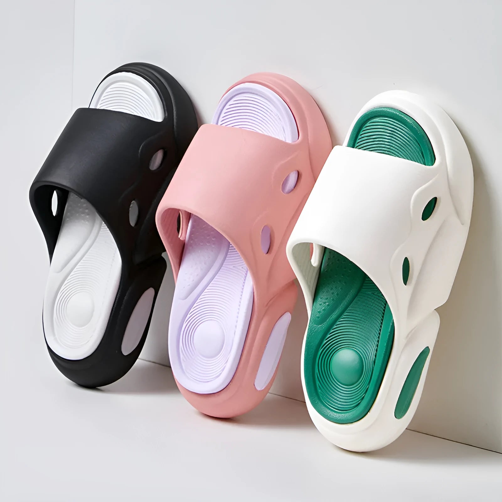 Women's two-colour thick-soled slippers in EVA with leather lining for indoor and beach use