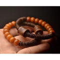 Single circle bodhi seed bracelet with polished 8x10mm drop-shaped beads in natural white colour