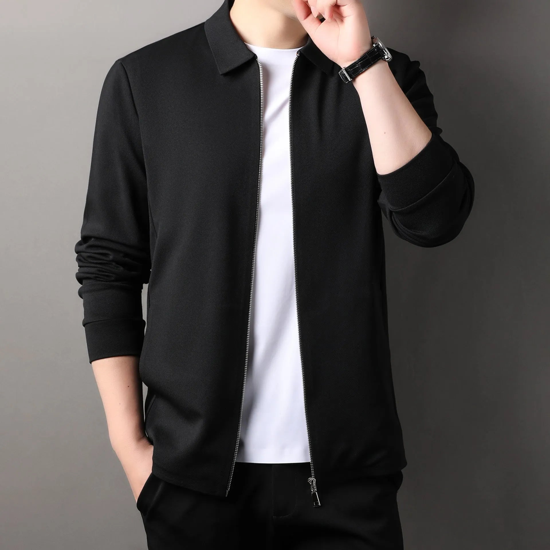 Men's polyester business jacket in black, dark grey or apricot with regular sleeves and straight hem design