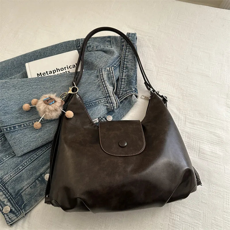 Textured PU leather one-shoulder bag in horizontal square shape with large capacity for daily commuting