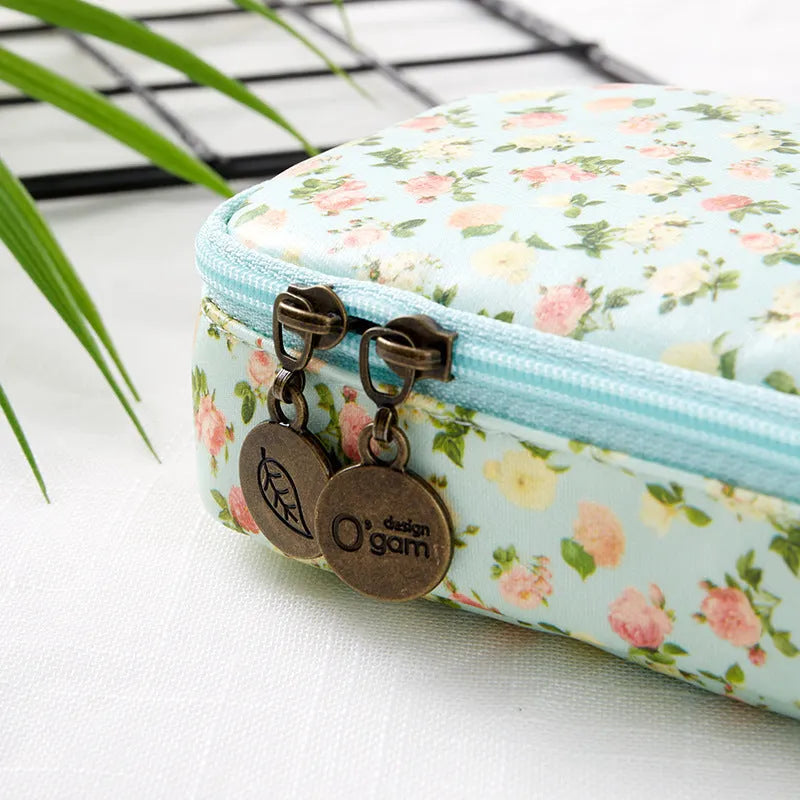 Canvas composite stationery pen storage bag in 190x80x40mm size with floral design