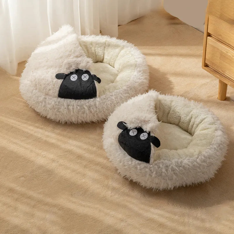 Lamb shape cave cat bed in warm plush fabric, semi-closed round design, available in S and M sizes