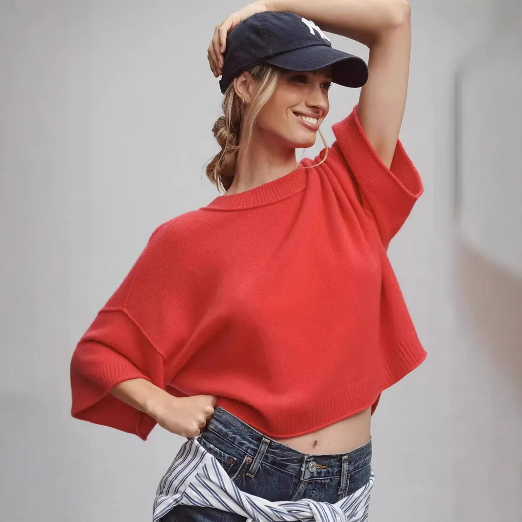 Red or white hot girl style viscose t-shirt with exposed navel design, regular sleeves, pullover style