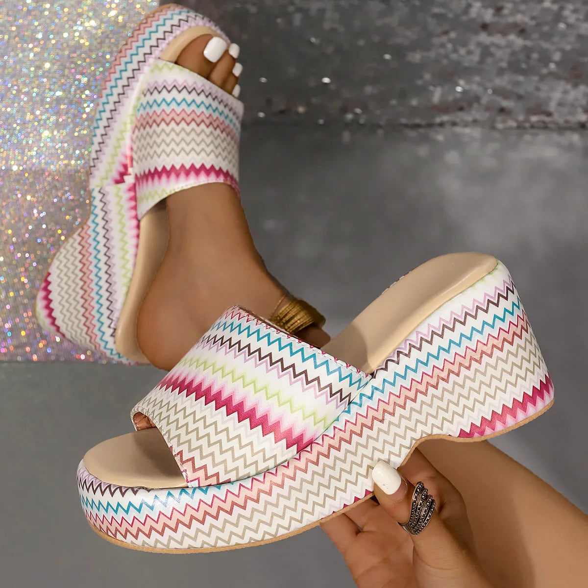 Women's colourful wave print wedge sandals with thick rubber sole and fish mouth toe