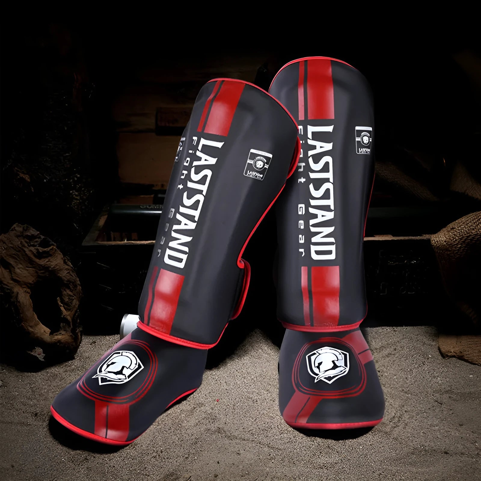 Sanda latex boxing training leggings with instep cover in black and gold, rubber and PU construction
