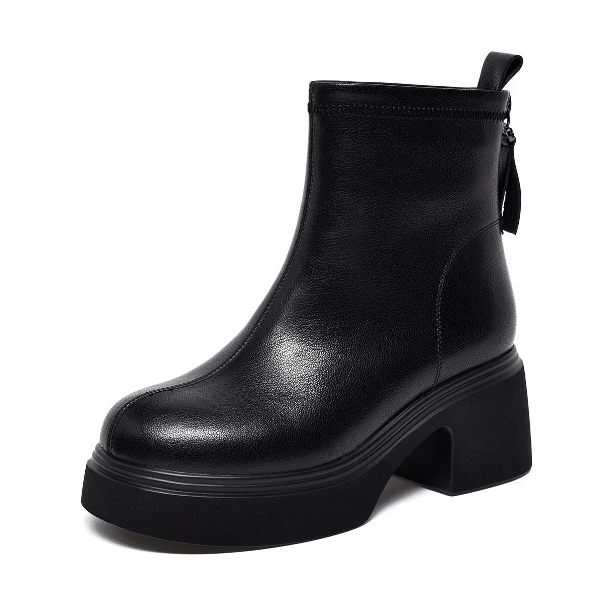 Black sheepskin shoes with cotton lining, flat heel, round toe, and water-resistant platform