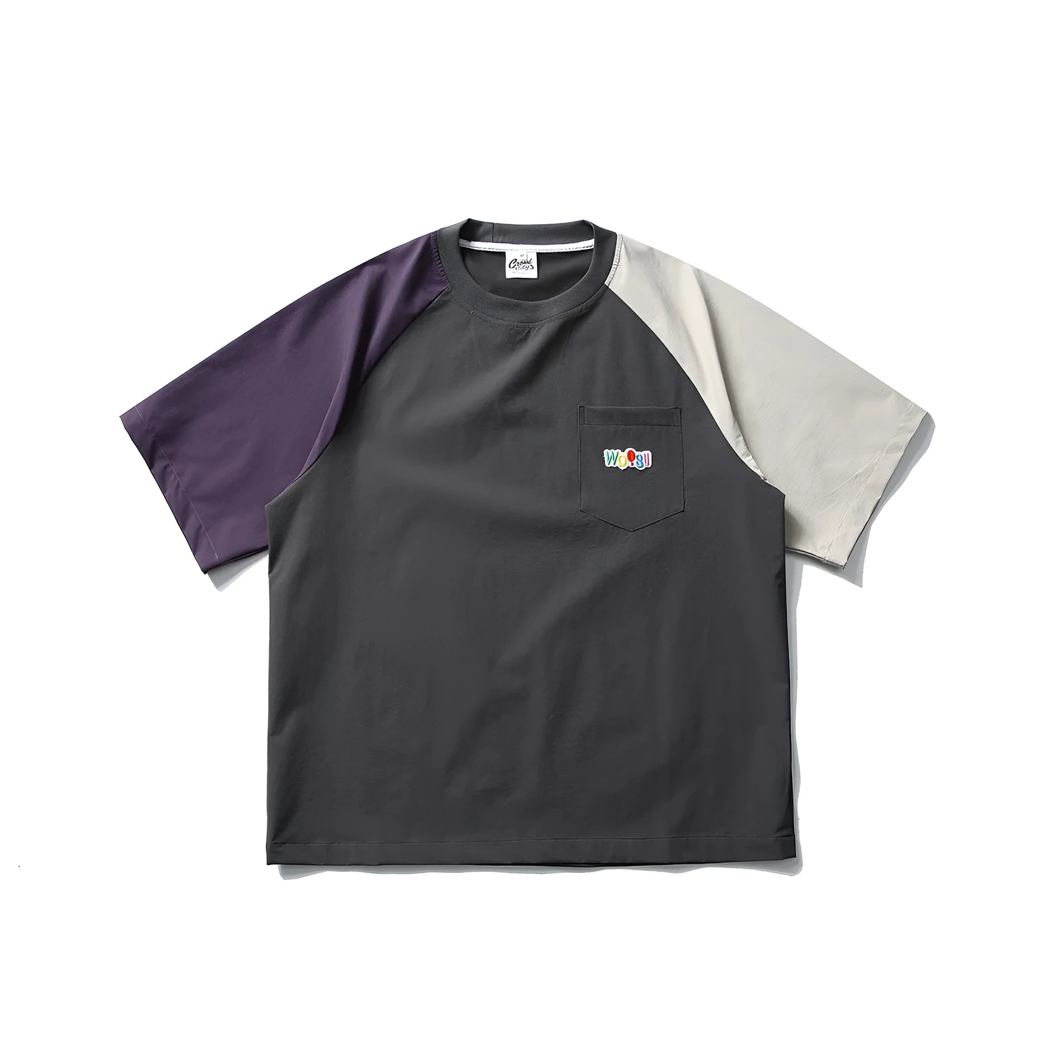 Dark grey men's T-shirt with raglan sleeves and contrast colour detailing