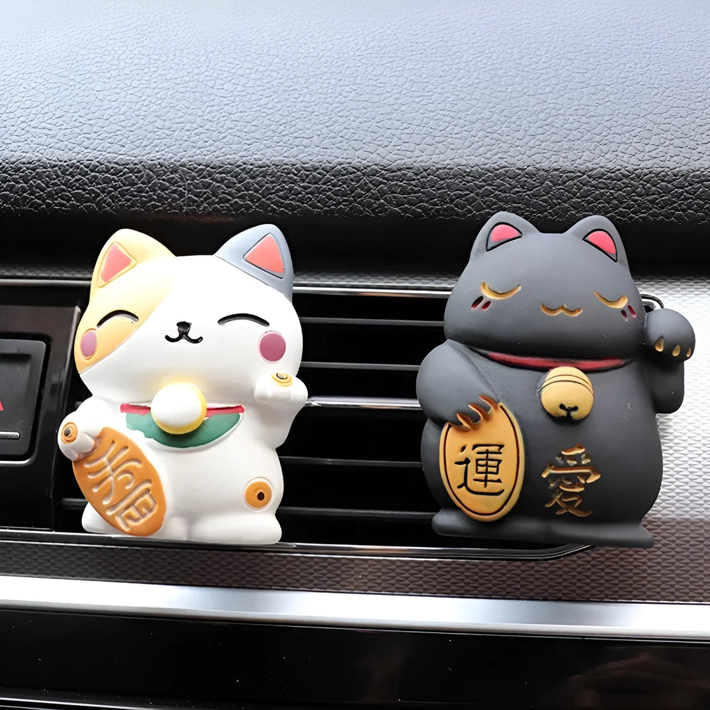 Black cat and white cat resin car vent aromatherapy clip air freshener on car dashboard
