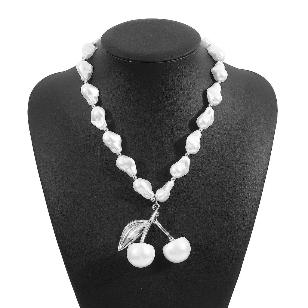Geometric fruit pendant women's necklace in gold or white K with imitation pearl chain