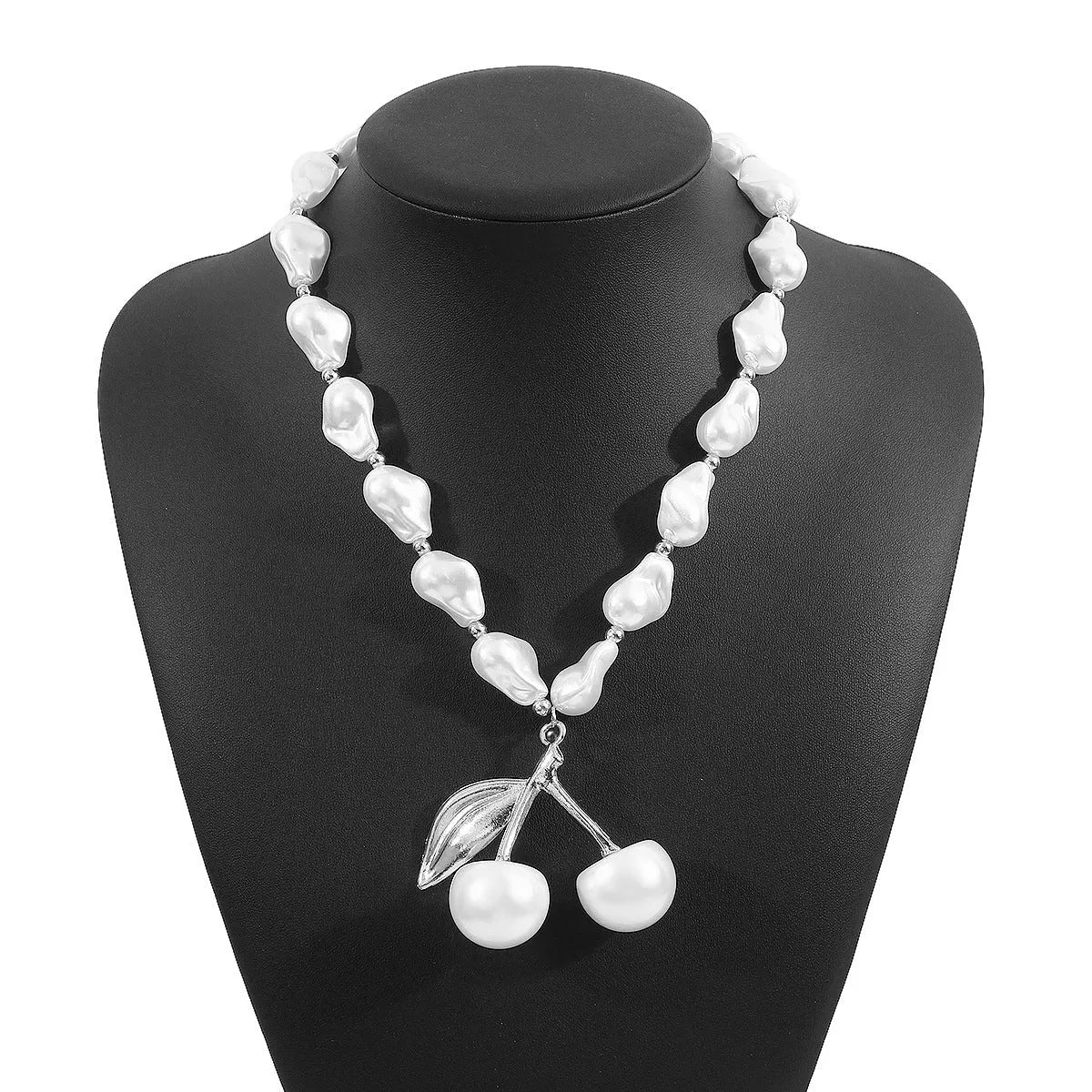 Geometric fruit pendant women's necklace in gold or white K with imitation pearl chain