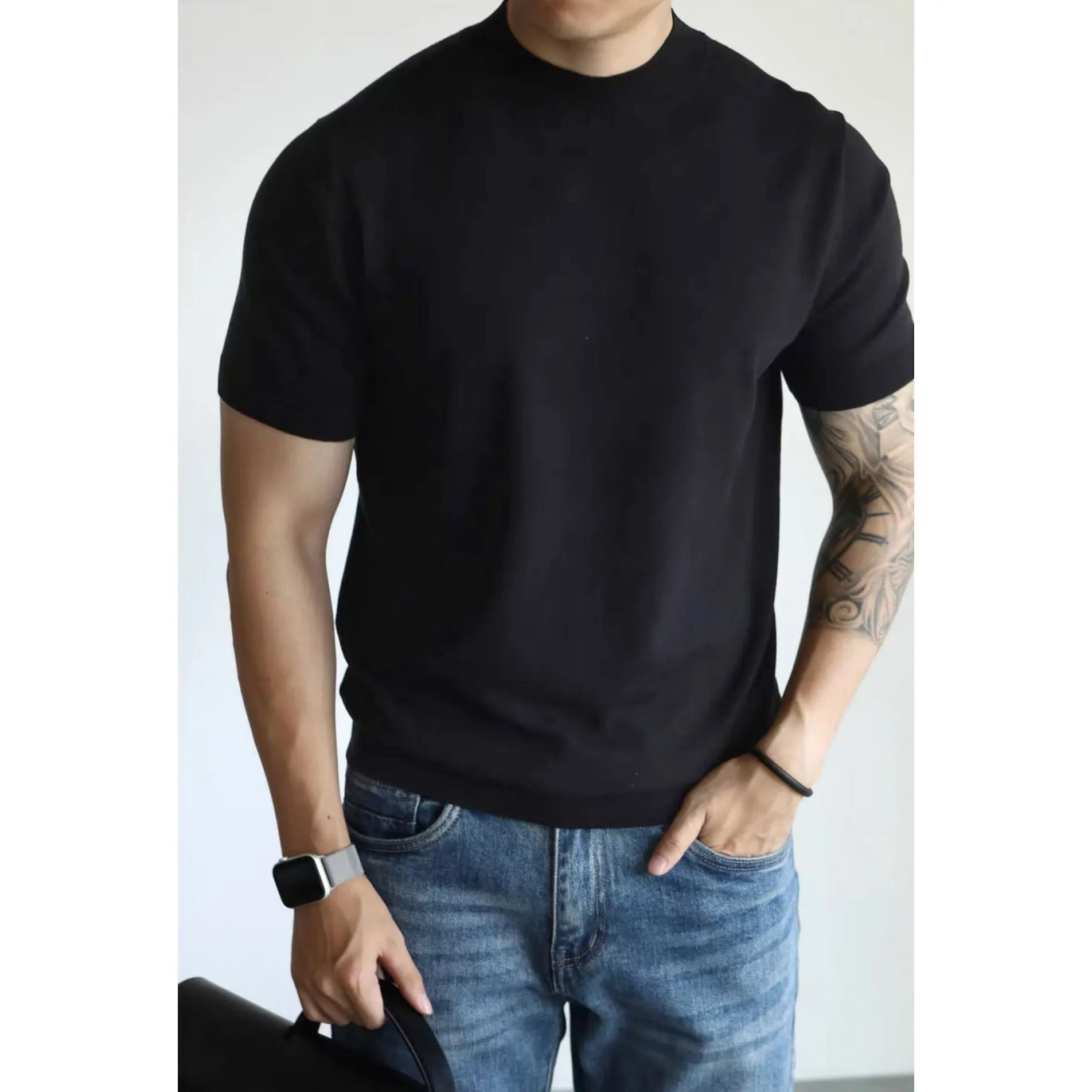 Men's slim-fit polyester t-shirt in multiple colour options for commute and office wear