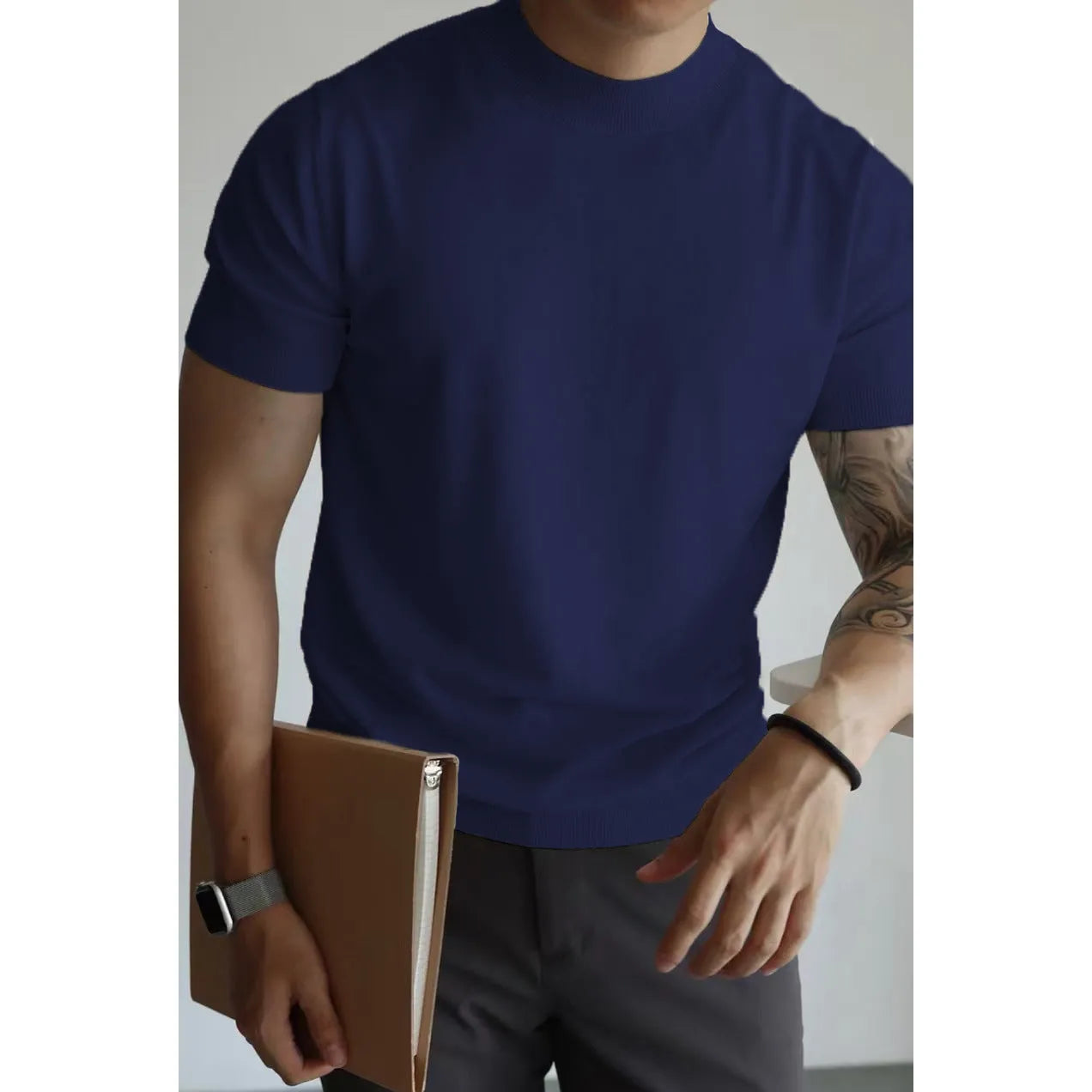 Men's slim-fit polyester t-shirt in multiple colour options for commute and office wear