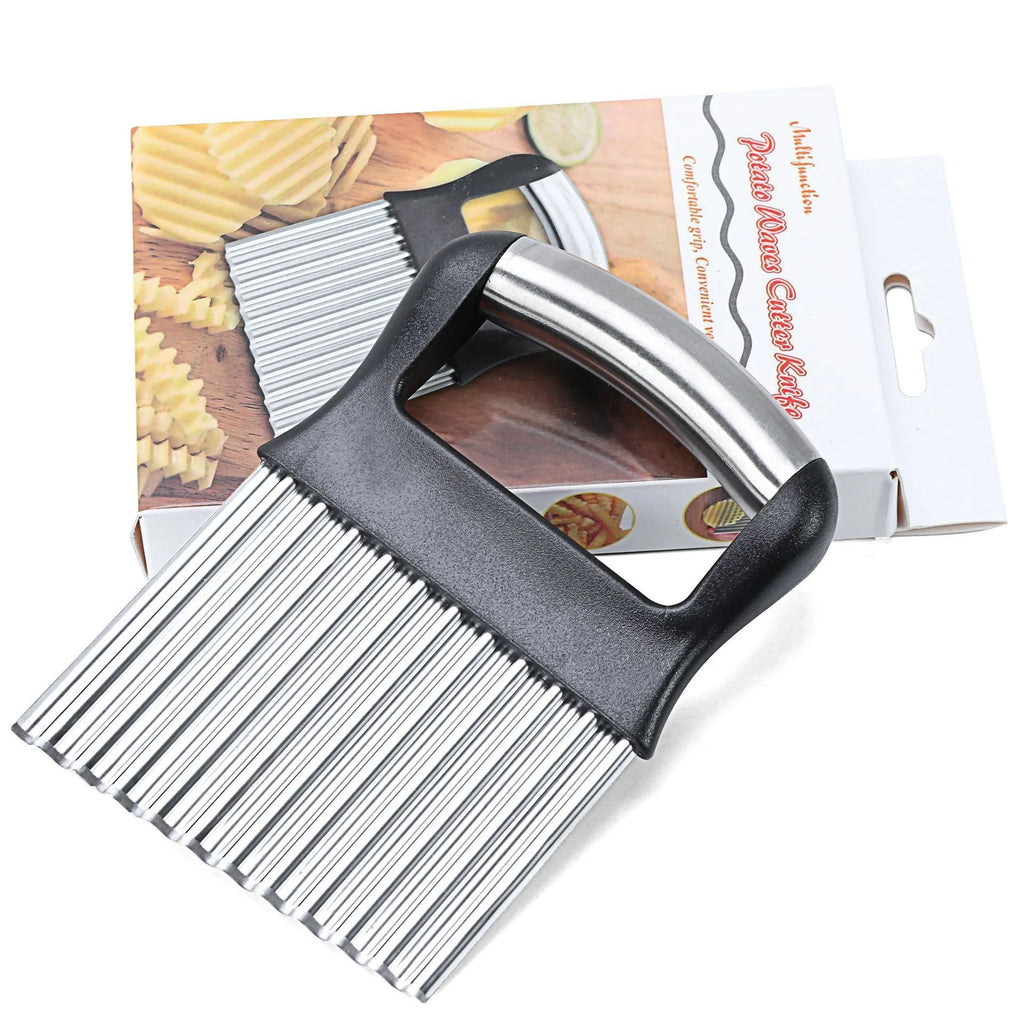 Stainless steel potato wave knife measuring 14x9cm for cutting decorative crisps