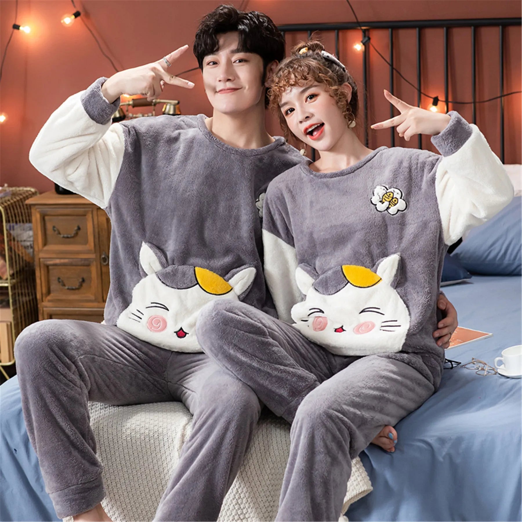Flannel couple pajamas in koala bear pattern, round neck, thickened winter style for men and women