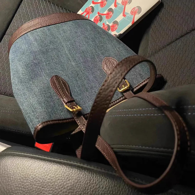Denim patchwork one-shoulder bucket handbag with 23x27x16cm dimensions