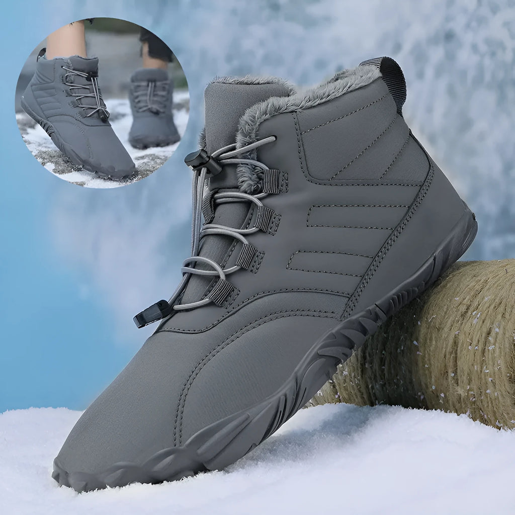 Outdoor winter slip-on boots for men and women with non-slip rubber sole, artificial plush lining, and waterproof Oxford cloth upper in black colour