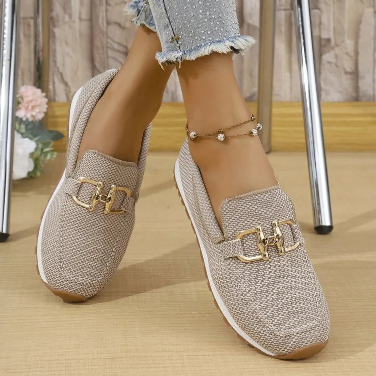 Women's flat canvas sneakers in solid colour, low top, round toe, rubber sole, white black blue khaki