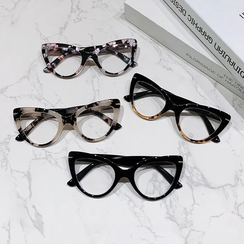 Women's large cat's eye presbyopia glasses with dragon and phoenix decorations in leopard print frame