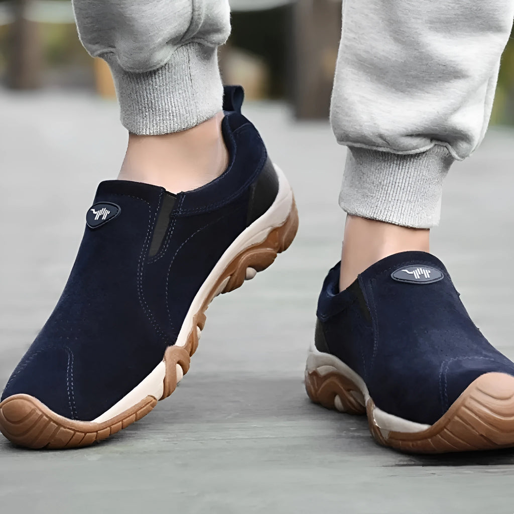 Men's suede outdoor sports casual shoes, low-top, round toe, rubber sole, breathable mesh lining, available in black, gray, dark blue, khaki