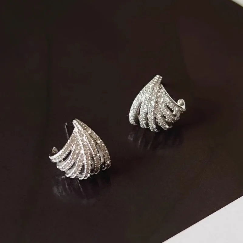 Women's geometric line design earrings in platinum zircon with electroplated finish