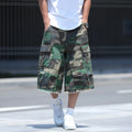 American retro workwear camouflage shorts in loose fit with cropped length