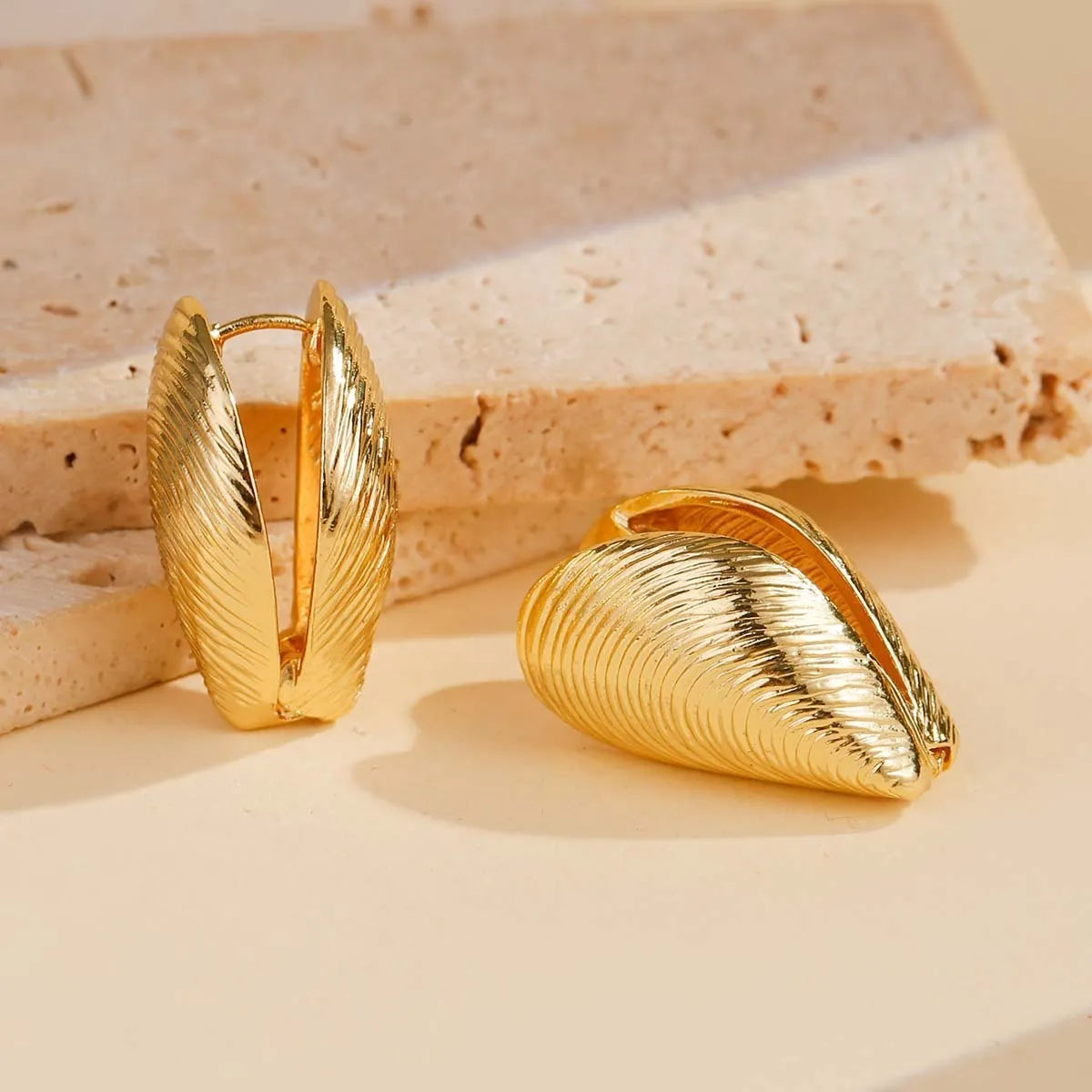 Gold shell thread geometric ear clips for women beach ocean vacation style