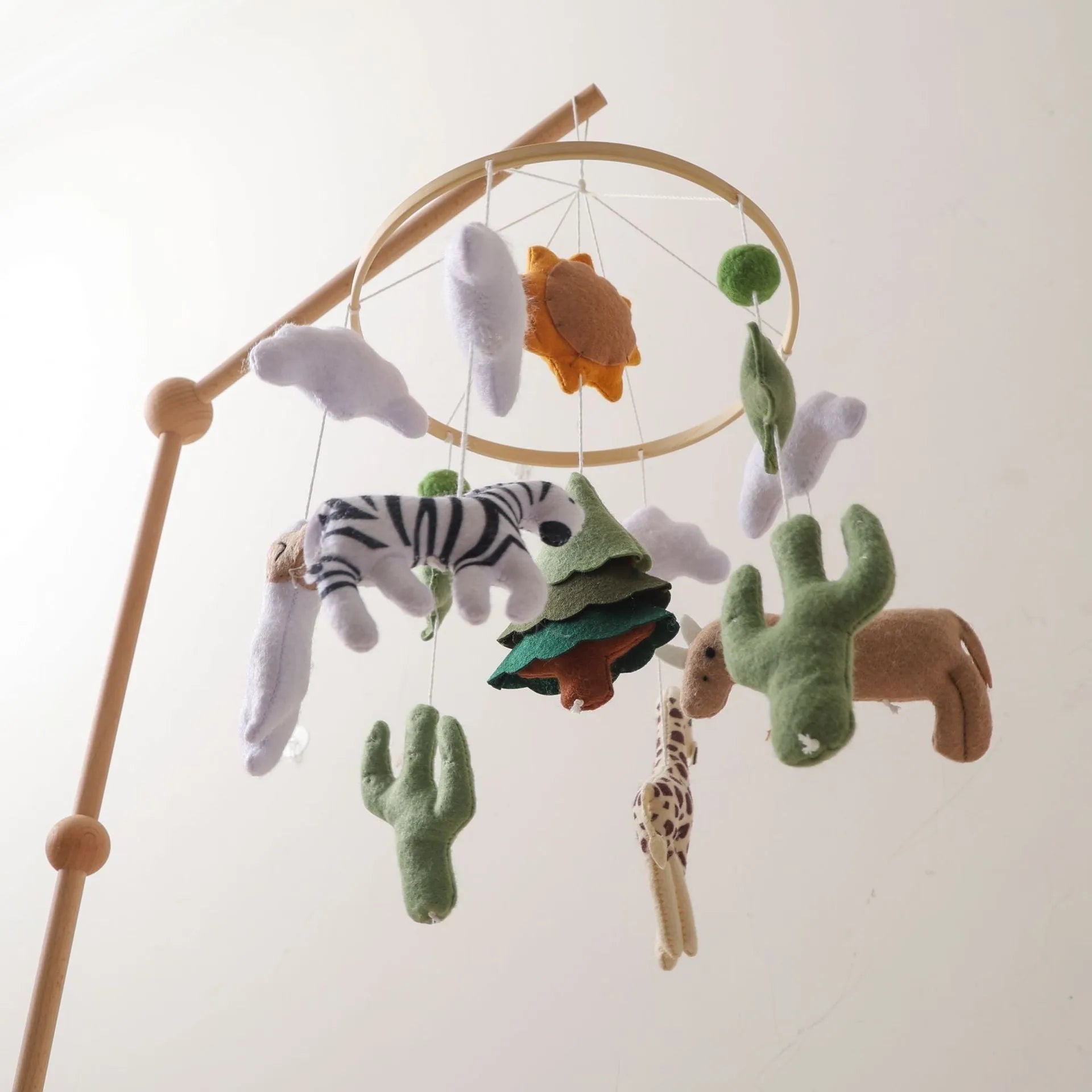 New Sun Forest World handmade wood and felt children's bed bell for baby vision training