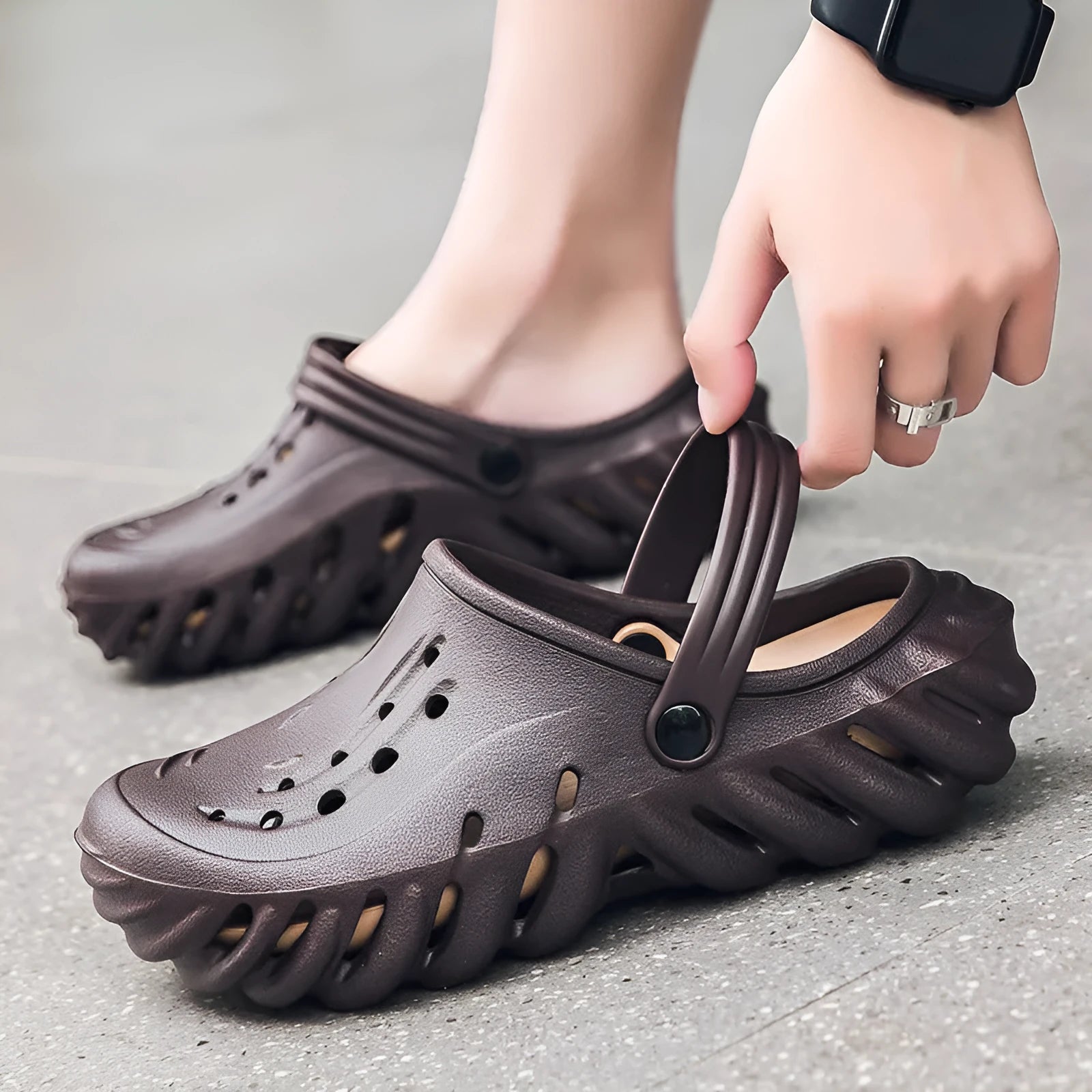 Men's beige EVA slippers sandals with hollow-out design and round toe