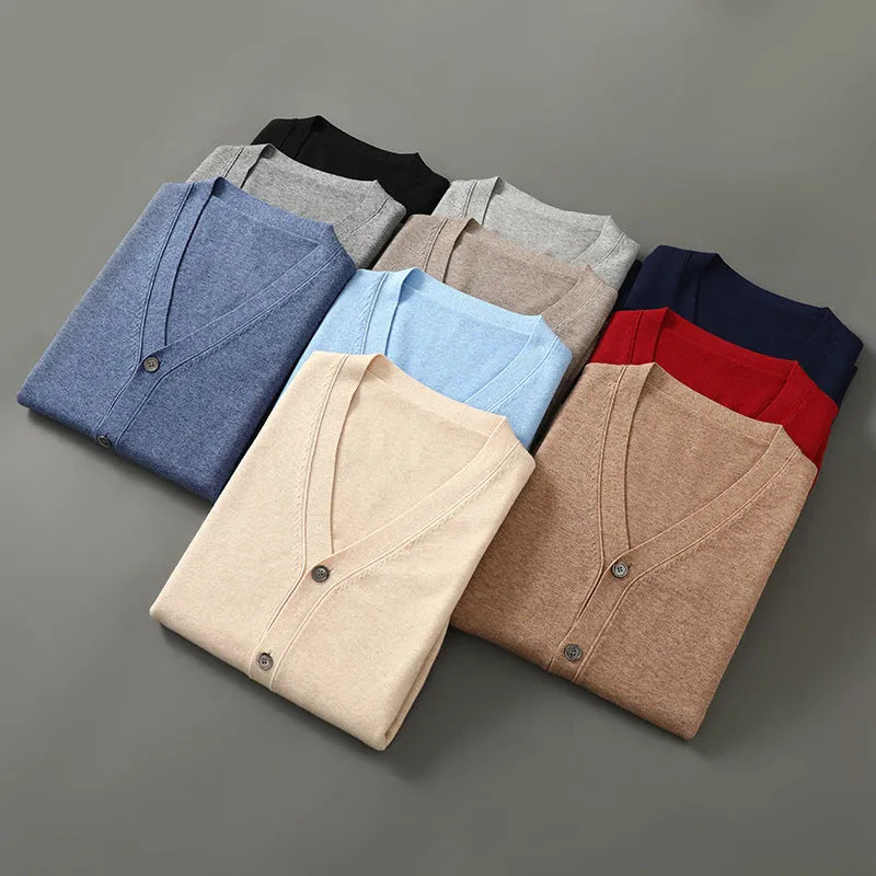 Men's loose-fit Andy velvet cardigan coat in dark blue with V-neck and long sleeves.