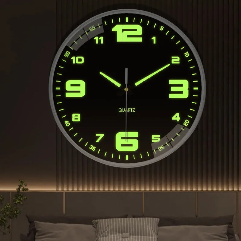 Modern 8 inch luminous wall clock with 20cm diameter white dial on a plastic casing.