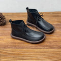 Women's cowhide boots with extra-thick velvet lining, flat heel, round toe, available in black and coffee colours