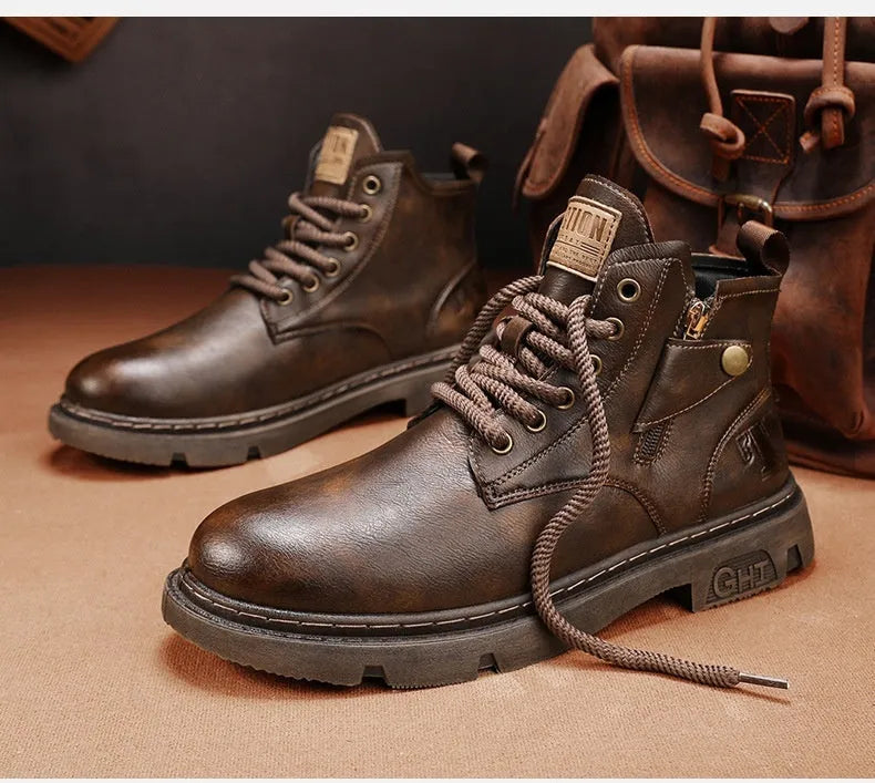 Retro British style men's Martin boots in black leather with front lace-up and mid heel