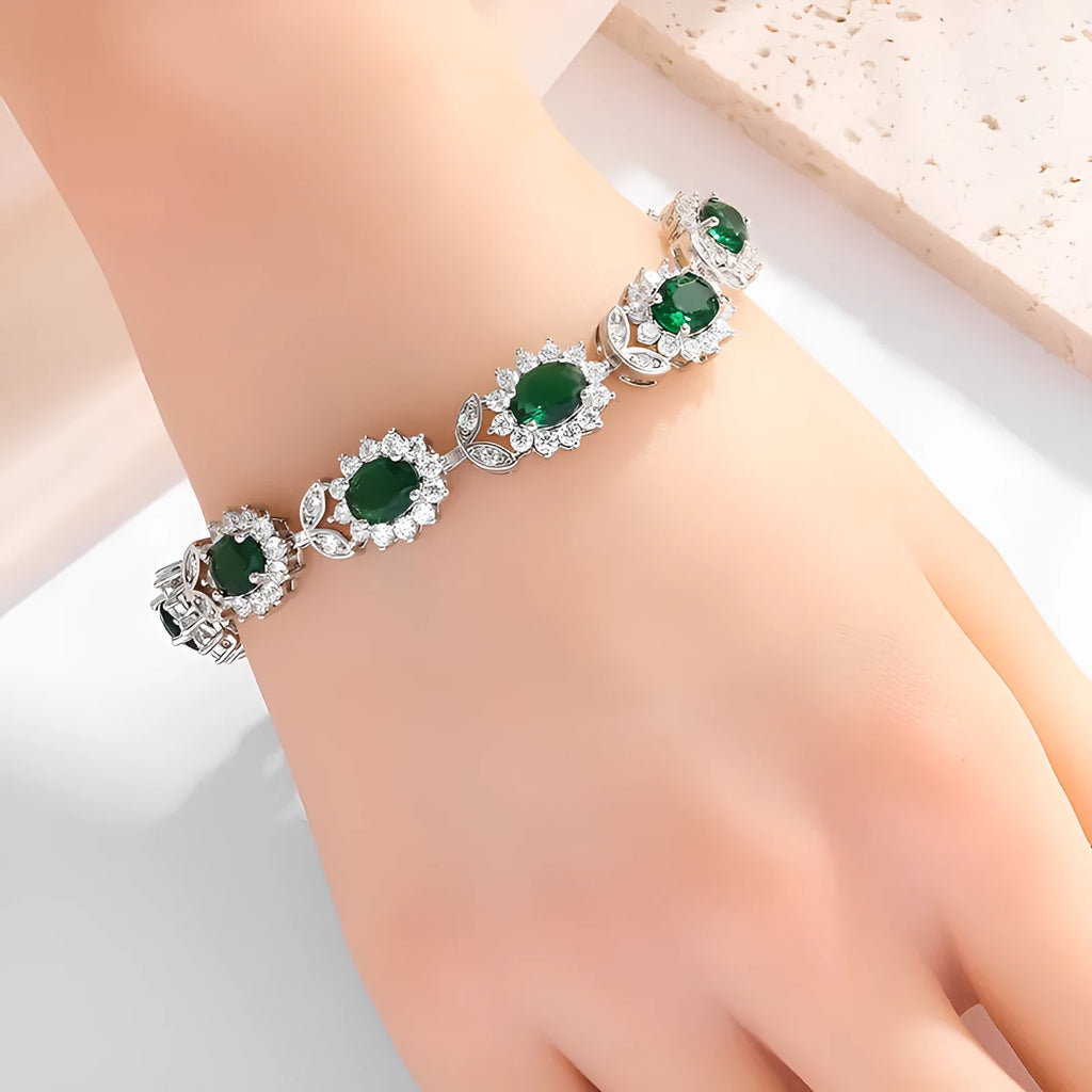 Women's simple zircon inlaid bracelet in environmentally friendly alloy with electroplating finish