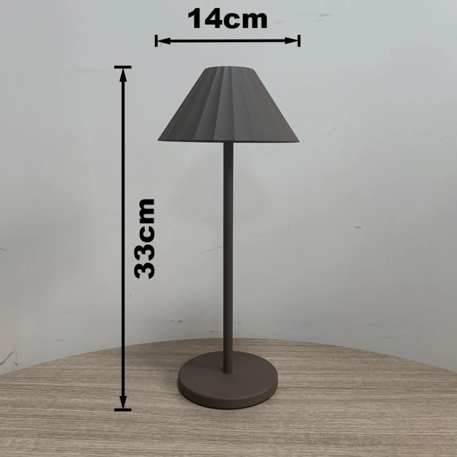 Alloy desk lamp in multiple colours with touch dimming controls and Type-C charging port