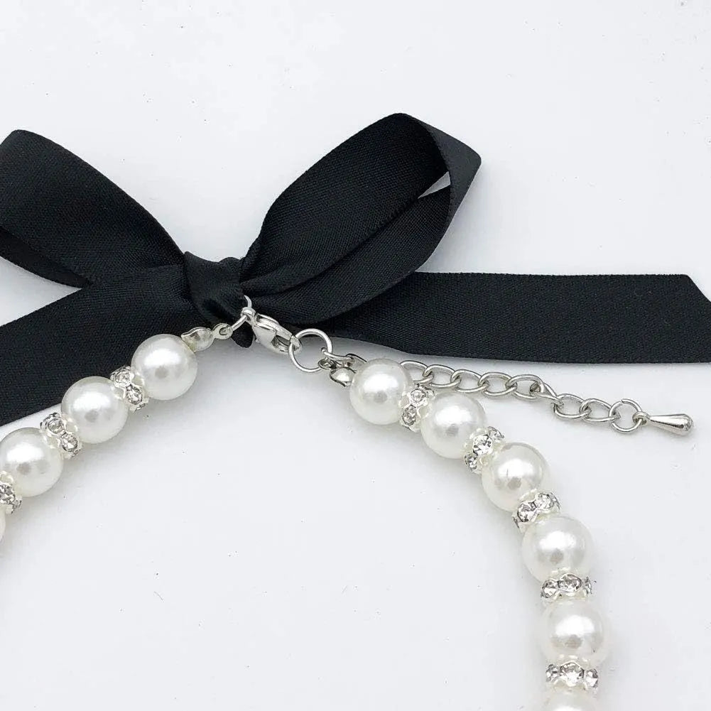 Adjustable small dog pearl necklace with imitation pearls and rhinestones on soft ribbon