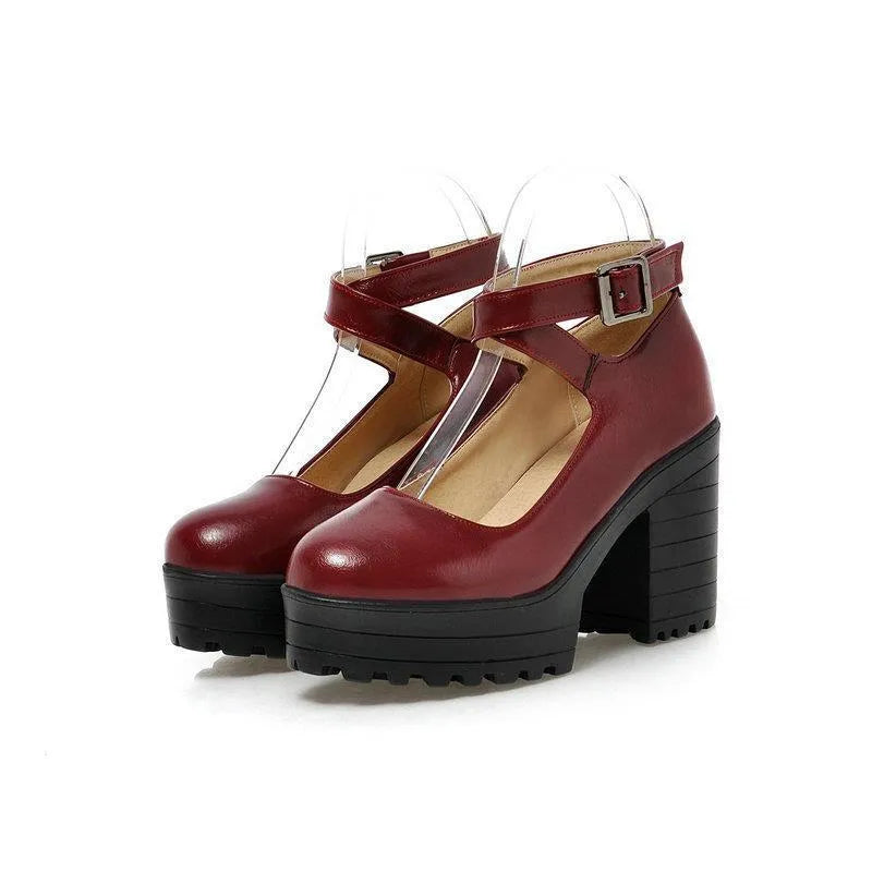 Women's chunky heel platform high shoes in solid colour with buckle fastening and rubber sole